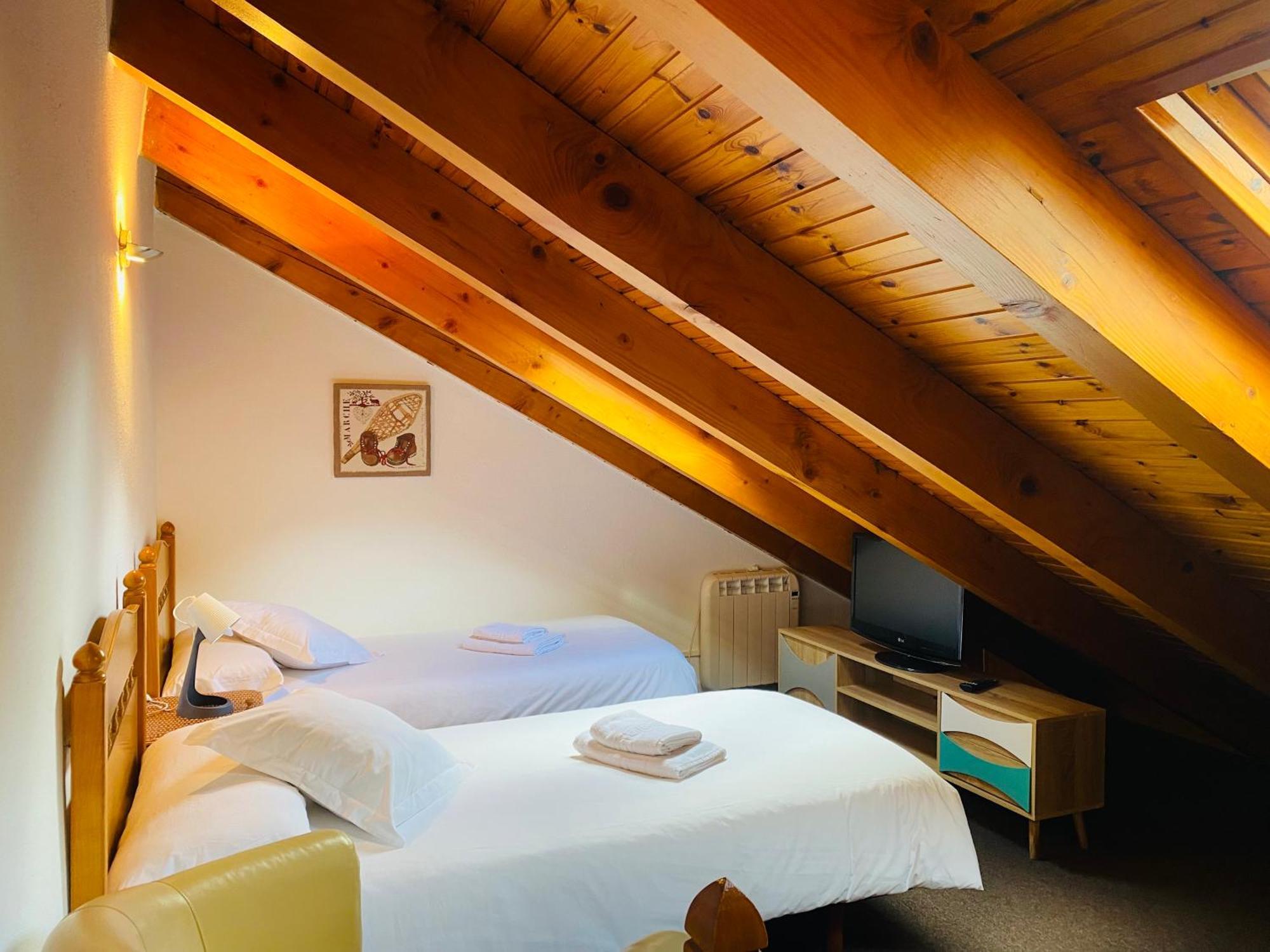 Villa Casa Martagon - Kasasbenas à Benasque Extérieur photo